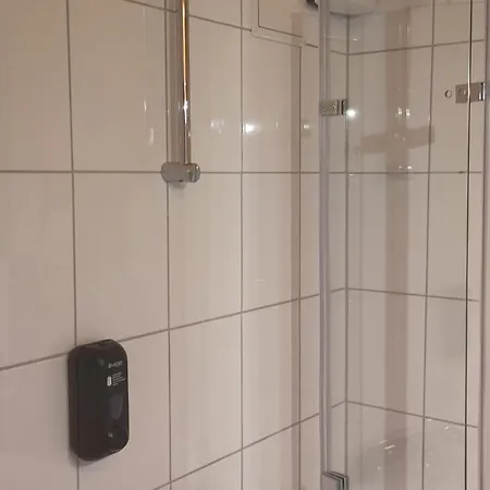 Endgueltig Zu Zur Post - Huelchrath Hotel Grevenbroich