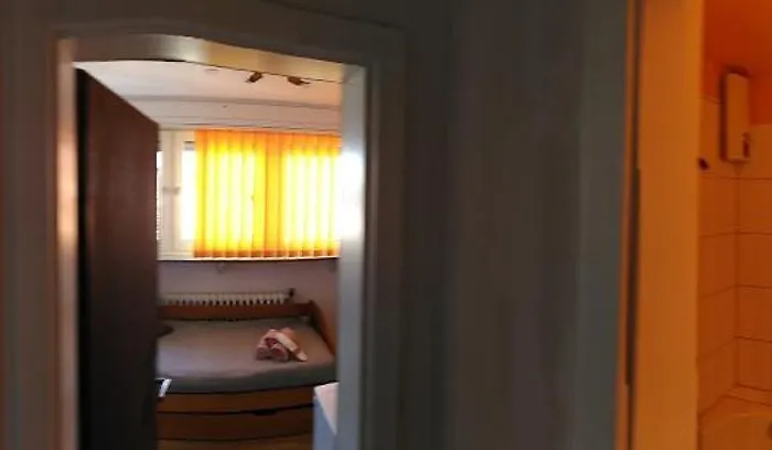 Hotel Endgueltig Zu Zur Post - Huelchrath 3*