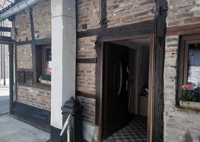 Endgueltig Zu Zur Post - Huelchrath 3*